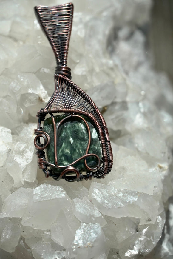 Capricorn Seraphinite Zodiac Pendant