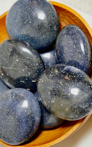 Dumortierite Palm stone